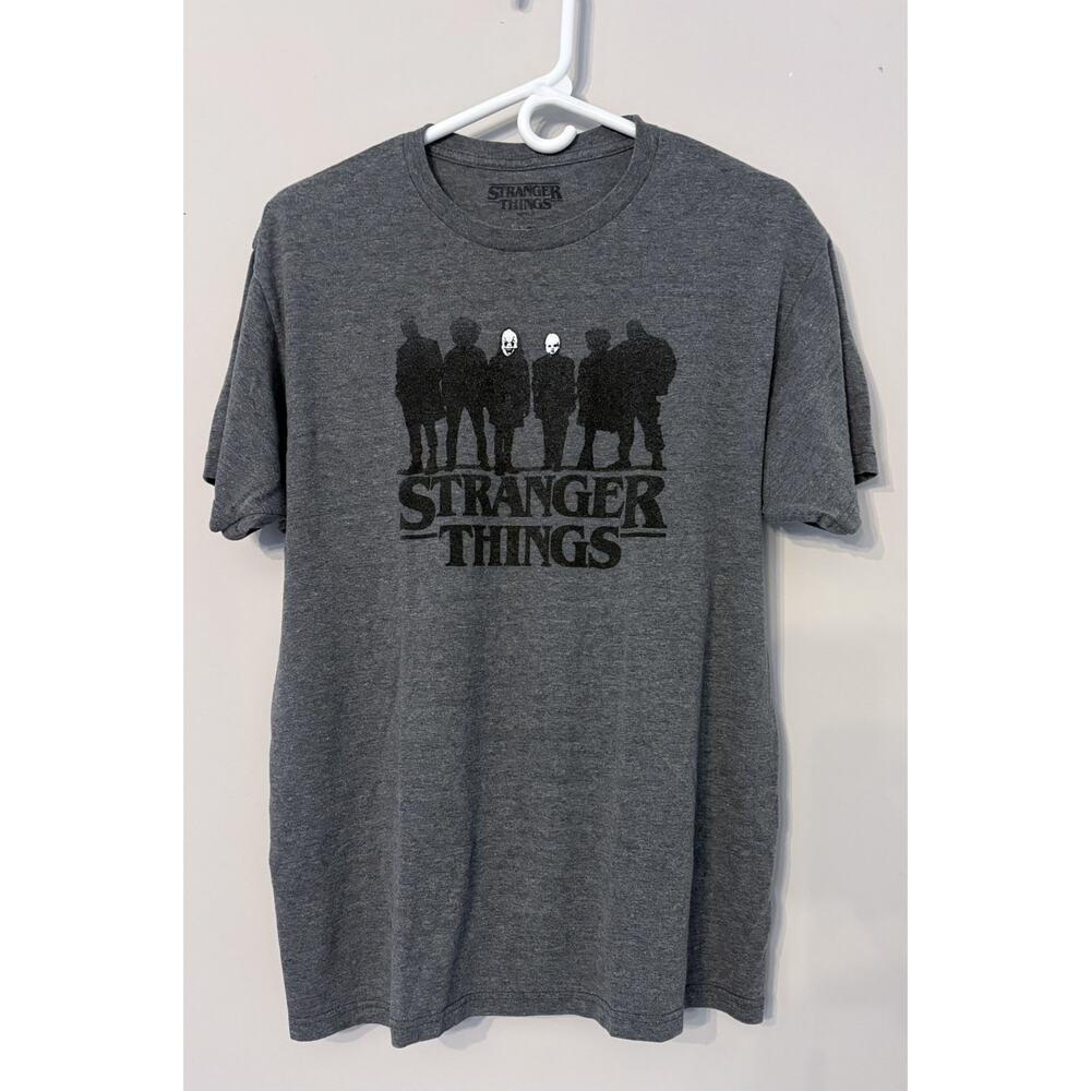 Stranger Things Mens T Shirt Graphic gray Large Cotton Short Sleeve rare shirt